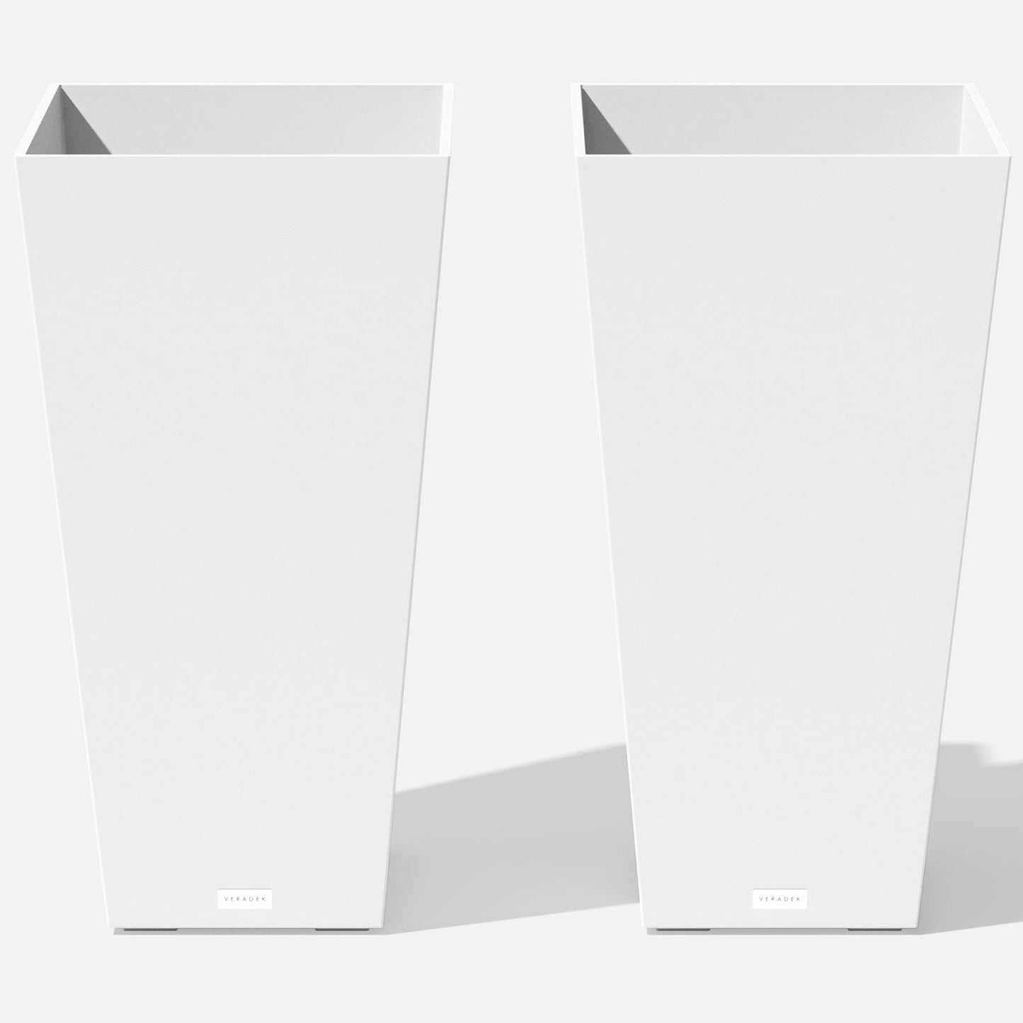 Veradek V-Resin Indoor/Outdoor Taper Planter, Set of 2 (30 inch, Black)