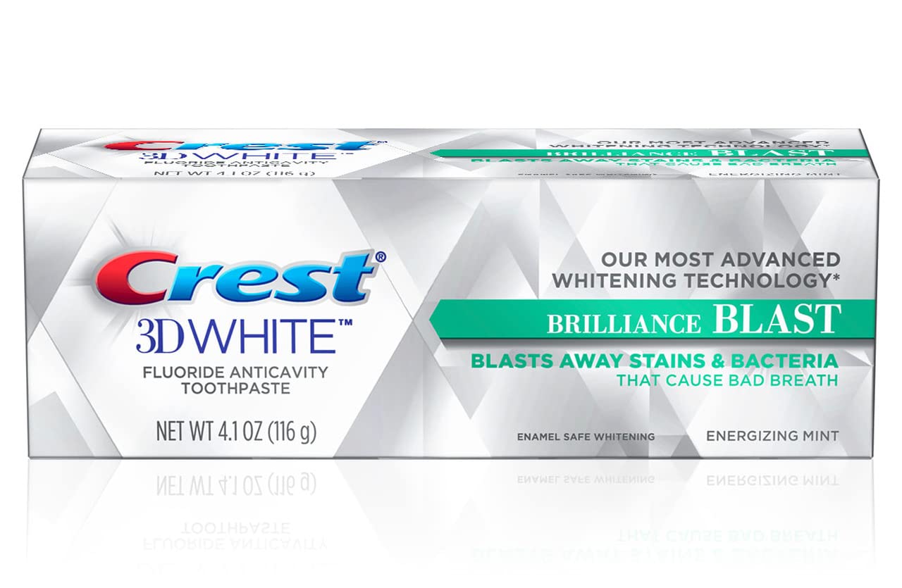 Crest 3D White Advanced Luminous Mint Teeth Whitening Toothpaste, Crest Toothpaste, 3.7 oz Pack of 4 - Helps Remove Surface Stains, Whitens Teeth, Strengthens Tooth Enamel, Protects Against Cavities