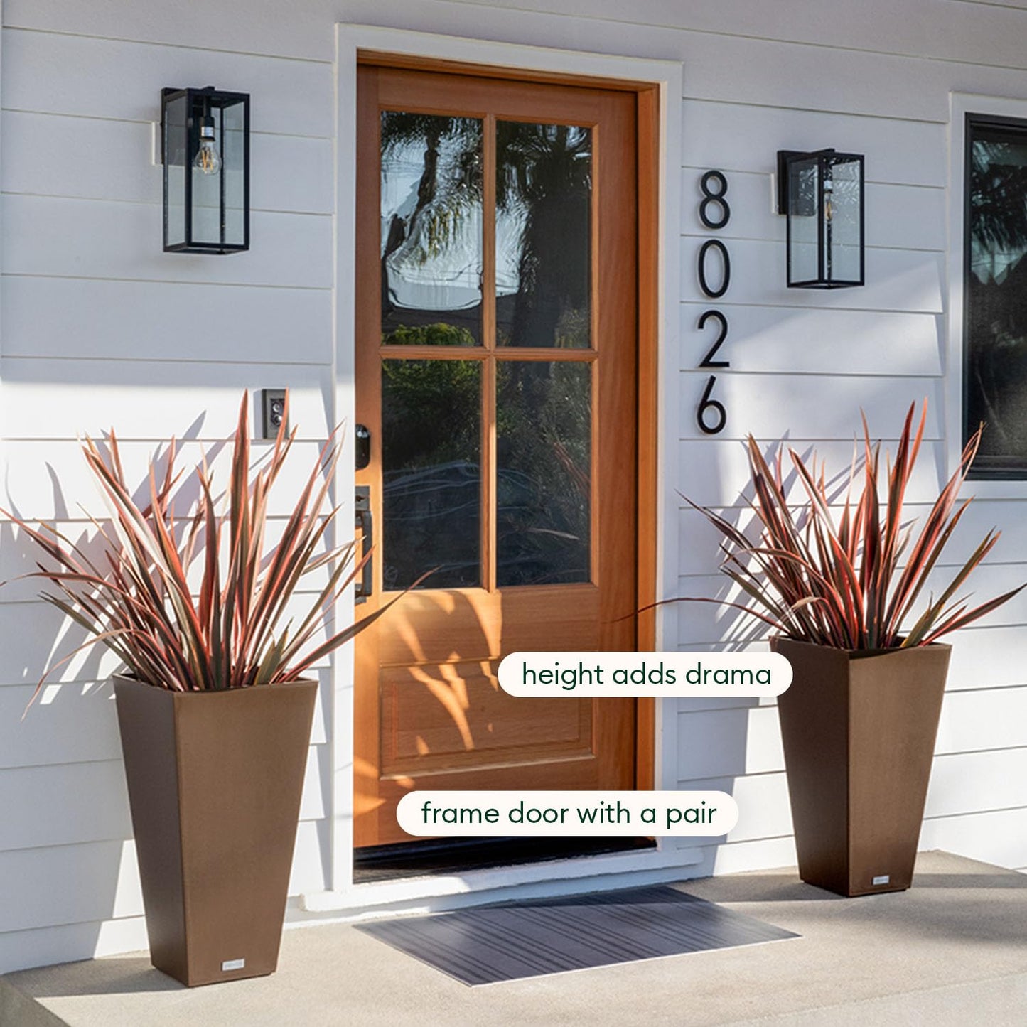 Veradek V-Resin Indoor/Outdoor Taper Planter, Set of 2 (30 inch, Black)