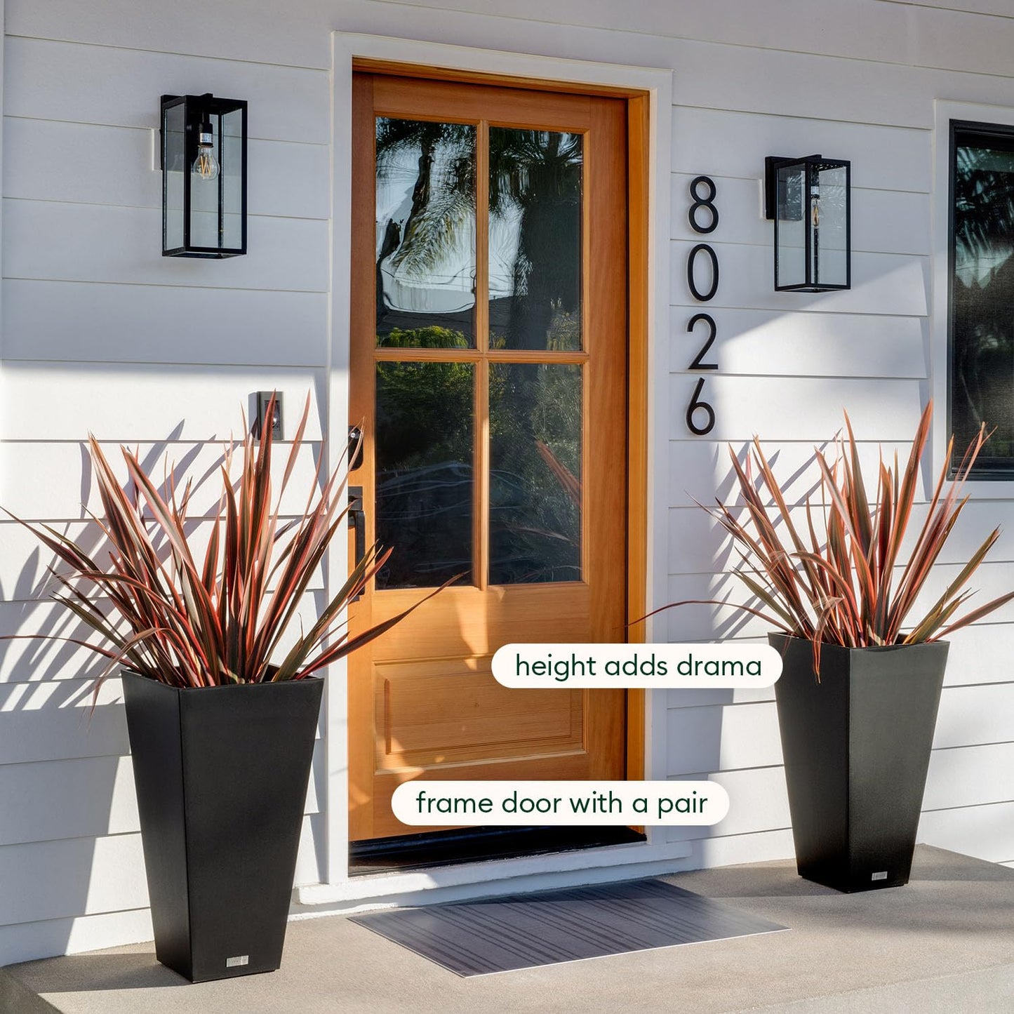 Veradek V-Resin Indoor/Outdoor Taper Planter, Set of 2 (30 inch, Black)