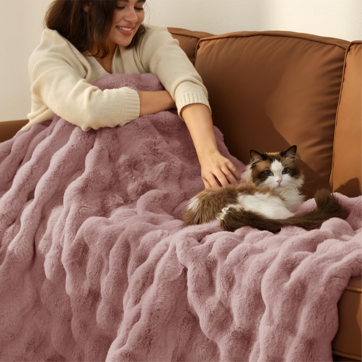 Bedsure GentleSoft Fluffy Fuzzy Tie-dye Taupe Throw Blanket for Bed, Soft Cozy Fleece Faux Fur Blanket for Couch, Taupe Room Decor Minky Velvet Sofa Cover, Women Gifts Thick Warm Plush Winter Bedding