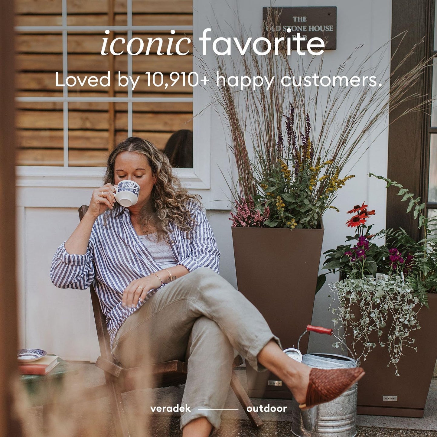 Veradek V-Resin Indoor/Outdoor Taper Planter, Set of 2 (30 inch, Black)