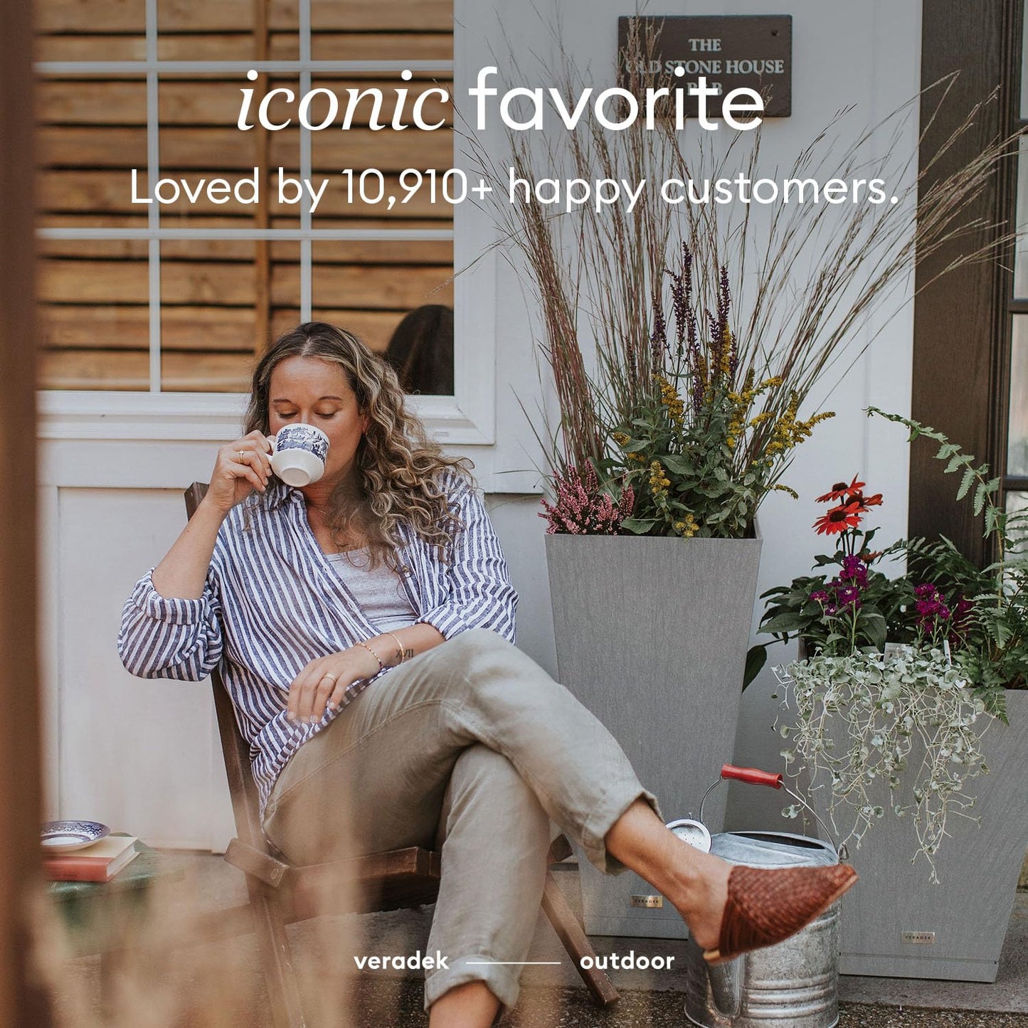 Veradek V-Resin Indoor/Outdoor Taper Planter, Set of 2 (30 inch, Black)