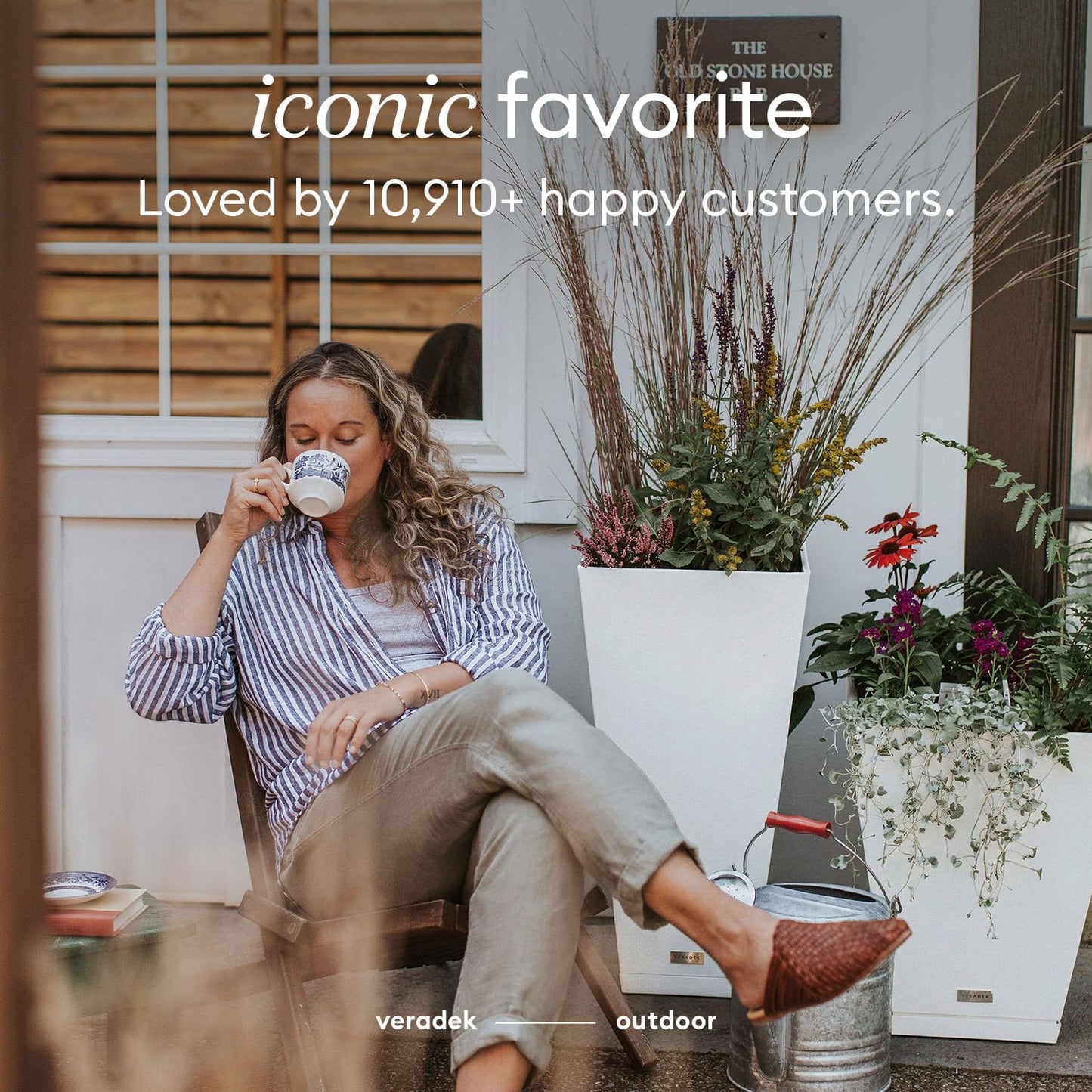 Veradek V-Resin Indoor/Outdoor Taper Planter, Set of 2 (30 inch, Black)